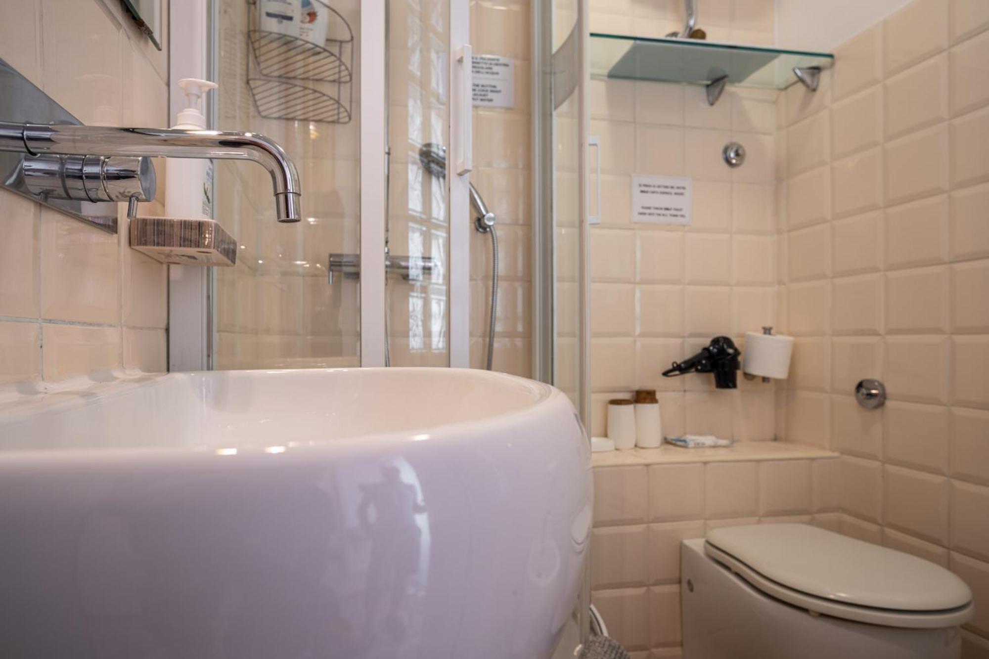 Il Leoncino Bed & Breakfast Rome Luaran gambar